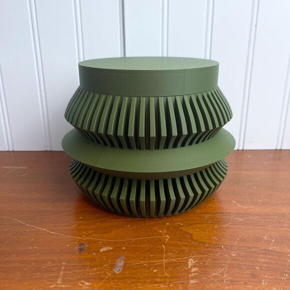 Uldol Indoor Planter w/ Drainage Hole and Drip Tray, Houseplants, 3D Printed - Picture 8 of 10